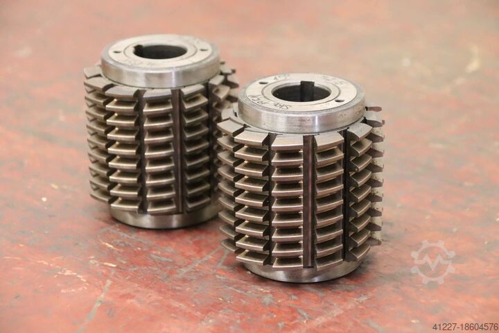 модульная фрезерная фреза 2 шт. Fette Mod.2,5 R1 EW 15° Aufnahme 27 mm