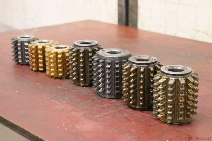 модульная фрезерная пластина 7 шт. Fette Mod.4 R1  EW 20°