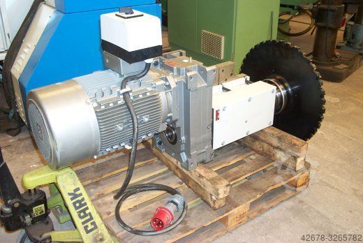 Фрезерный шпиндельный узел, например, для коленчатых валов SEMA SE 100