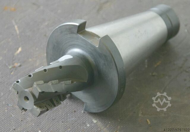 Вставить фрезу Widia Widax 40 x 50 mm