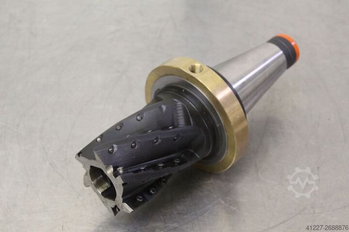 Вставить фрезу Hoffmann KRE80-321