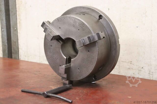 Трехкулачковый патрон unbekannt Ø 250 mm