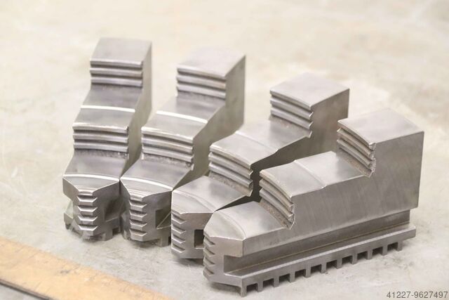 Сменные губки Четырехкулачковый патрон unbekannt Breite 32 mm