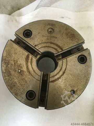 токарные патроны и торцевые пластины  