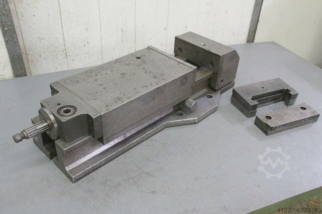 Гидравлические тиски Röhm Spannweite 345 mm