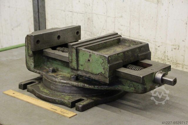 Машинные тиски unbekannt Spannweite 285 mm