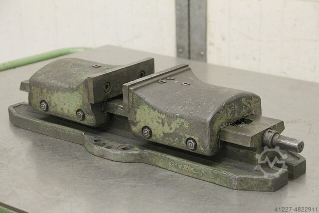 Машинные тиски unbekannt Spannweite 260 mm