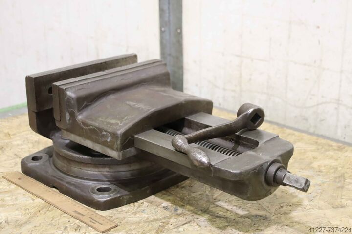 Машинные тиски unbekannt Spannweite 285 mm