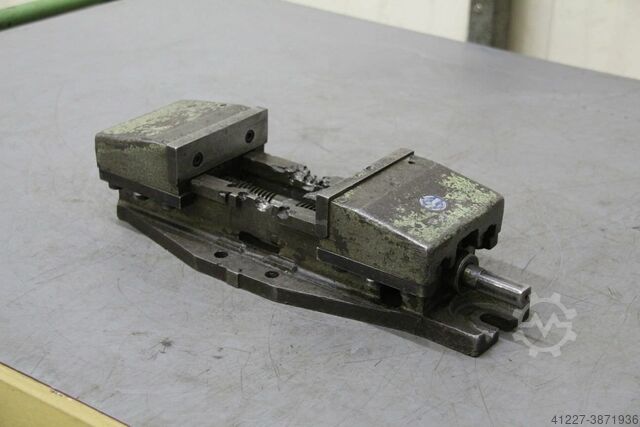 Машинные тиски Röhm Spannweite 132 mm