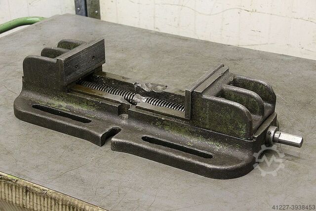 Машинные тиски unbekannt Spannweite 285 mm