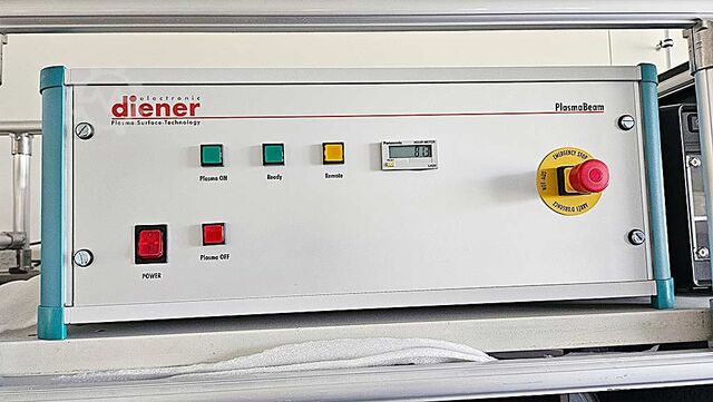 Атмосферный плазменный процессор Diener PlasmaBeam Standard