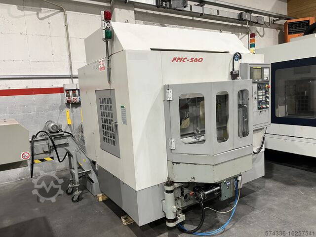 ОБРАБАТЫВАЮЩИЙ ЦЕНТР LEADWELL FMC - 560