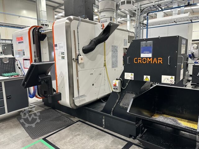 5-осевой вертикальный обрабатывающий центр с ЧПУ Mazak VARIAXIS i-500
