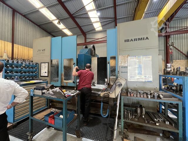 Обрабатывающий центр IBARMIA ZV 45