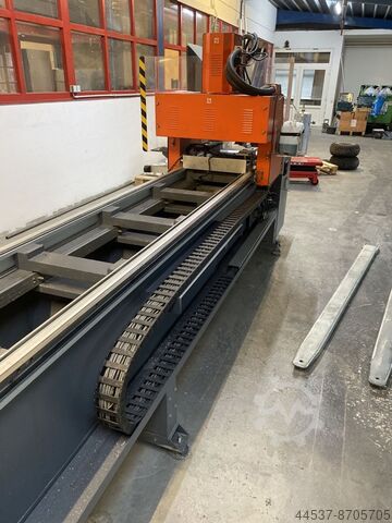 Профильный обрабатывающий центр Tekna 426/1