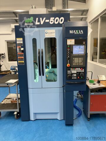 Обрабатывающий центр Matsuura LV-500