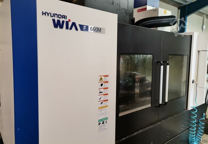 Обрабатывающий центр HYUNDAI WIA 