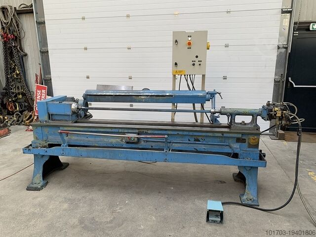 Полировальный токарный станок / Полировальная машина Tour à polir / Polisseuse Entre-pointes 1500 mm