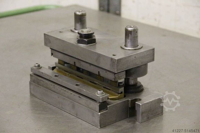 2 колонны перфоратора unbekannt 280/140/H160 mm