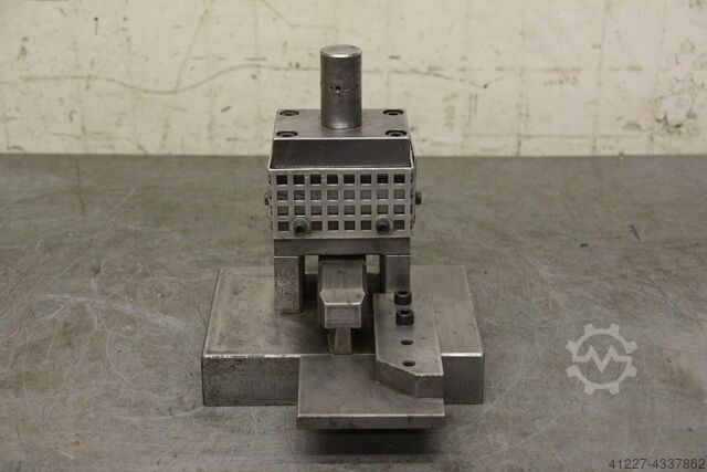 Пробивной инструмент 10,5 x 23,5 мм unbekannt für U Profil