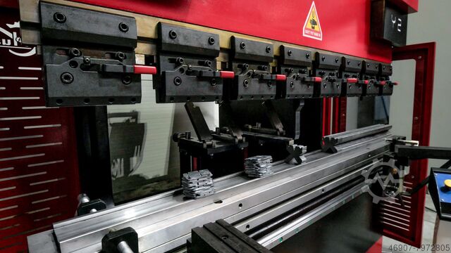 ACTION Гибочные станки Hauxia WD67K Hauxia WD67K