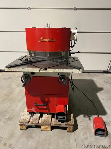 Вырубной станок Baykal HKA 200 x 4