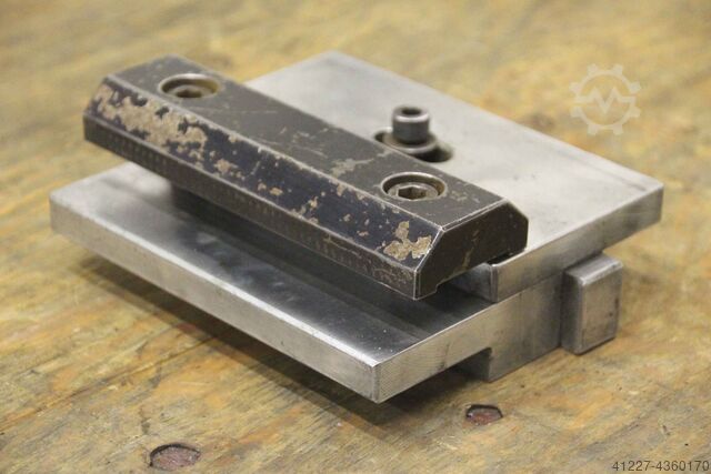 Держатель листогибочного инструмента EURAM Zwischenhalter