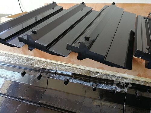 Инструменты для листогибочных прессов Trumpf Cnstamp 28 degree H140mm R1.0 Trumpf Punch