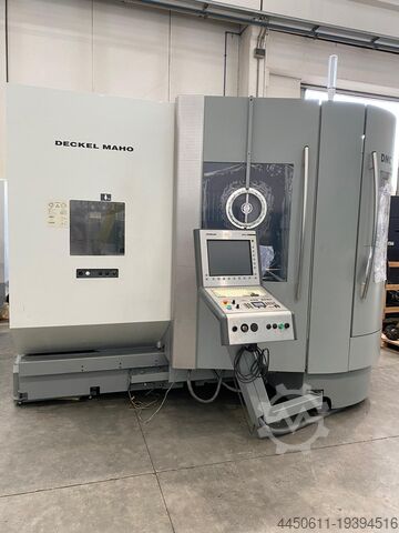 универсальный обрабатывающий центр Deckel Maho DMC-60T