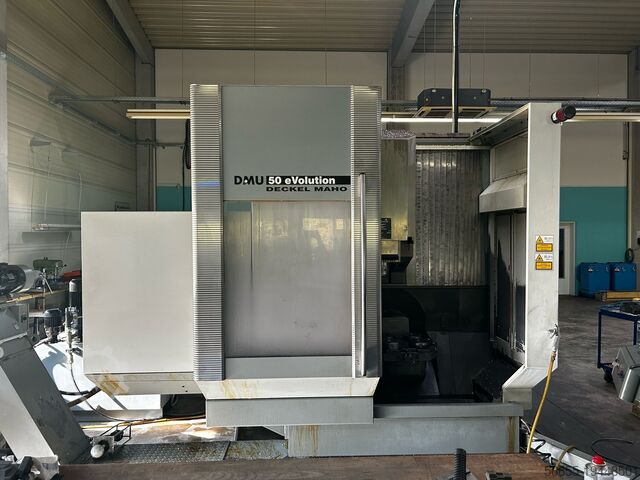 5-осевой универсальный обрабатывающий центр с ЧПУ Deckel Maho DMU 50 eVolution Siemens 840 D Powerline
