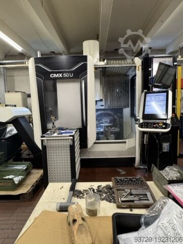 Фрезерный станок - универсальный DMG CMX 50
