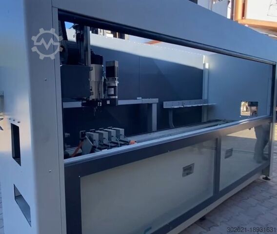 3+1 осевой обрабатывающий центр ITALMAC Onix 3000