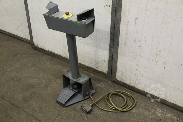 Двухручная панель управления с ножным переключателем unbekannt Zweihand