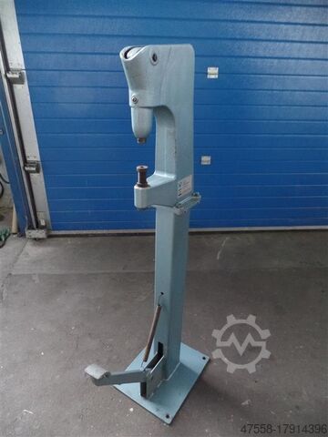 Клепальный станок Matra Werke 3213.00000.020