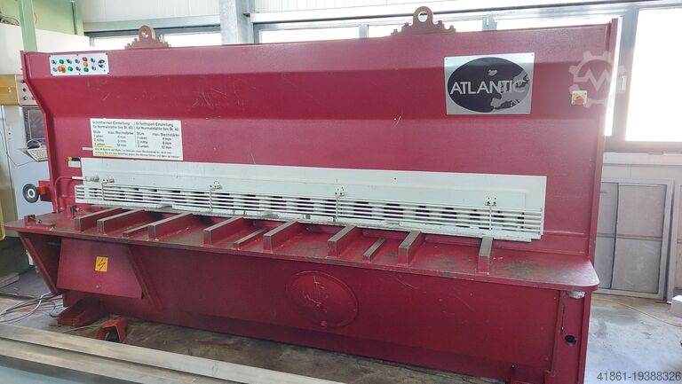 Гидравлические гильотинные ножницы ATLANTIC ATS 3012