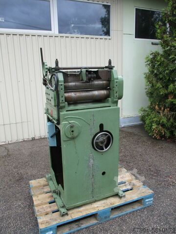 Листоправильные машины для правки листового металла Правка полос Richtmaschine 430x 1 mm