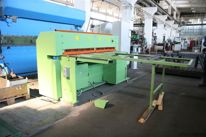 Гильотинные ножницы - механические APA TOR NG-3a