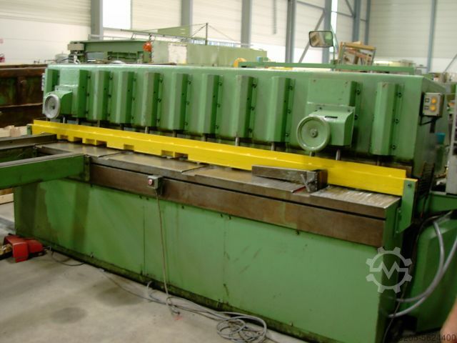 гильотинный ножницы с укладчиком WIEGER/THEIS ESWS 4,5/30