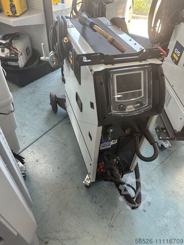 Многопроцессный сварочный аппарат на 400 ампер GYS NEOPULSE 400 CW