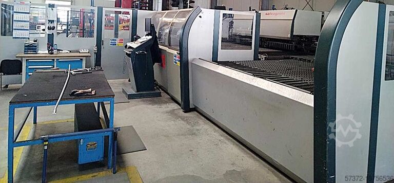 Центр обработки листового металла с ЧПУ Salvagini 