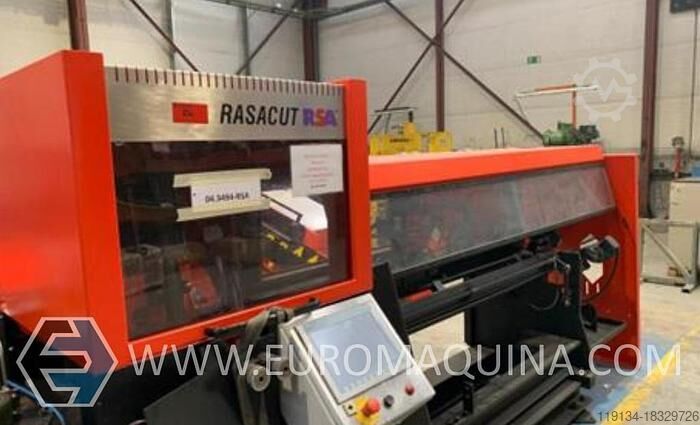 Высокопроизводительный режущий центр RSA NC2001 с устройством для снятия заусенцев RASAPLAN 1000. RSA High performance cutting center rasacut NC2001 ...