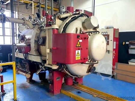 Восстановленная вакуумная печь Schmetz IU140/3F 2R