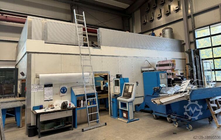 Пуансонорезная машина FINNPOWER F6 SV