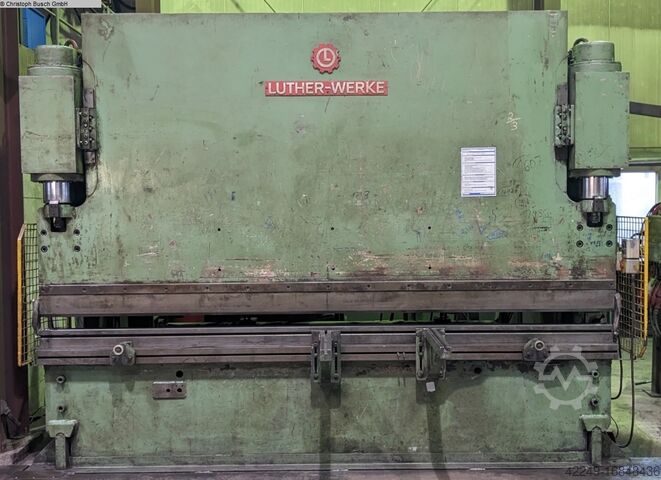 Фальцевальная машина LUTHER AP-Z 160-32