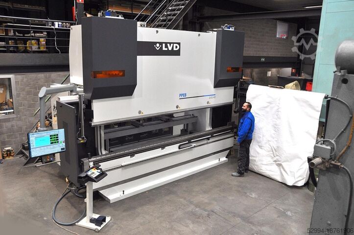 Гидравлические листогибочные прессы LVD PPEB Turbo 220 ton x 4200 mm CNC