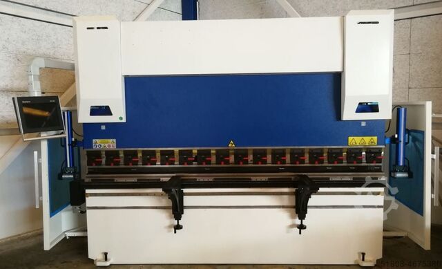 CNC гибочный пресс KK Kletzer CNC Abkantpresse KK kletzer 32135 3 Achsen Y1-Y2-