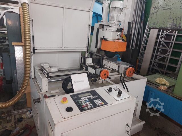 Двойная торцовочная холодная циркулярная пила KASTO KASTOdisc A10