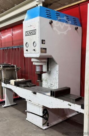 Выпрямительный пресс DUNKES HR 100