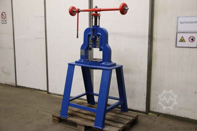 Винтовой пресс 10 тонн Kalisz YB-1