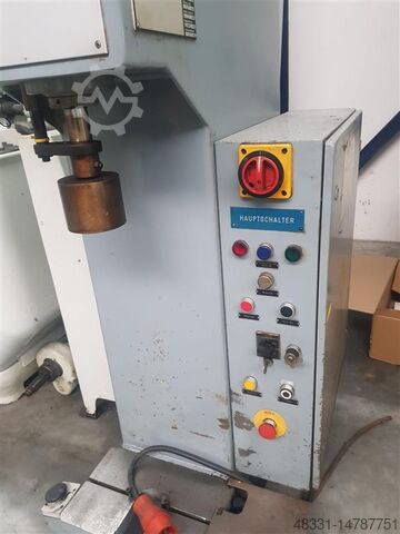 Одноколонный пресс - гидравлический DUNKES HZT 2,5